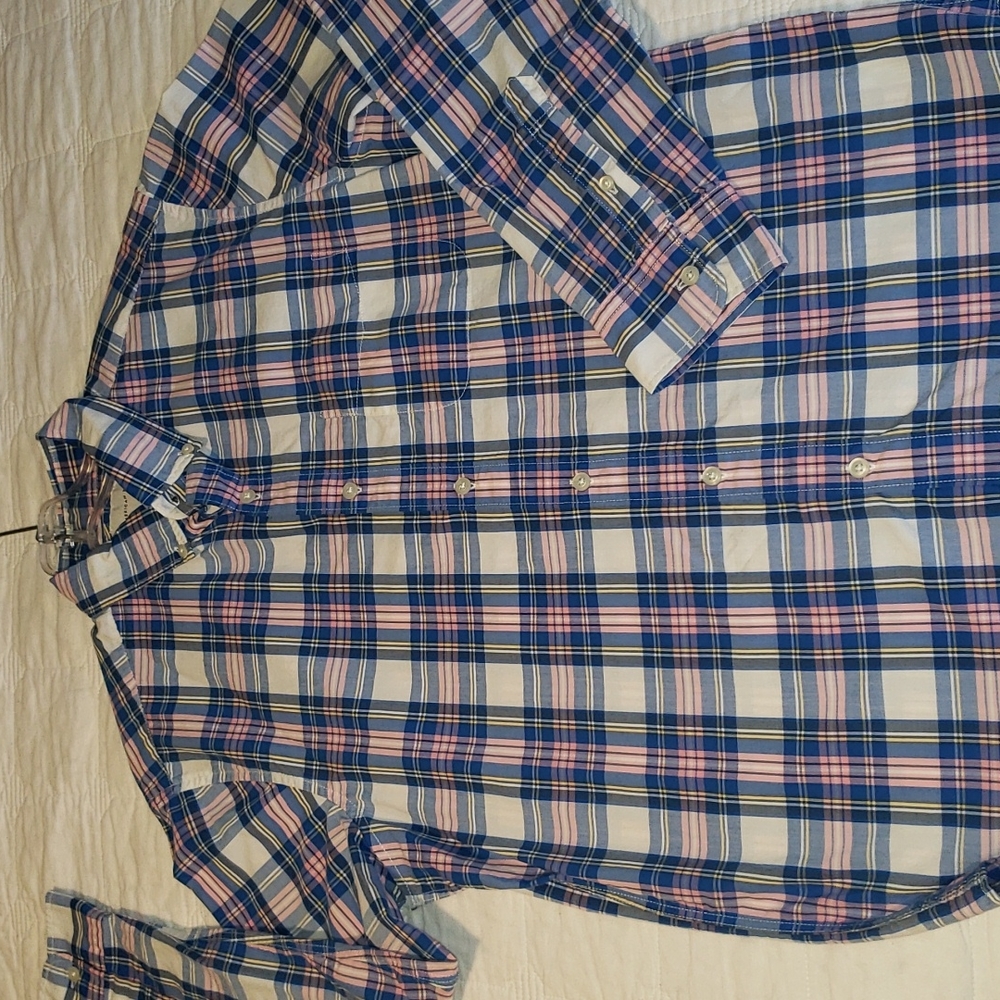 AE long sleeve button